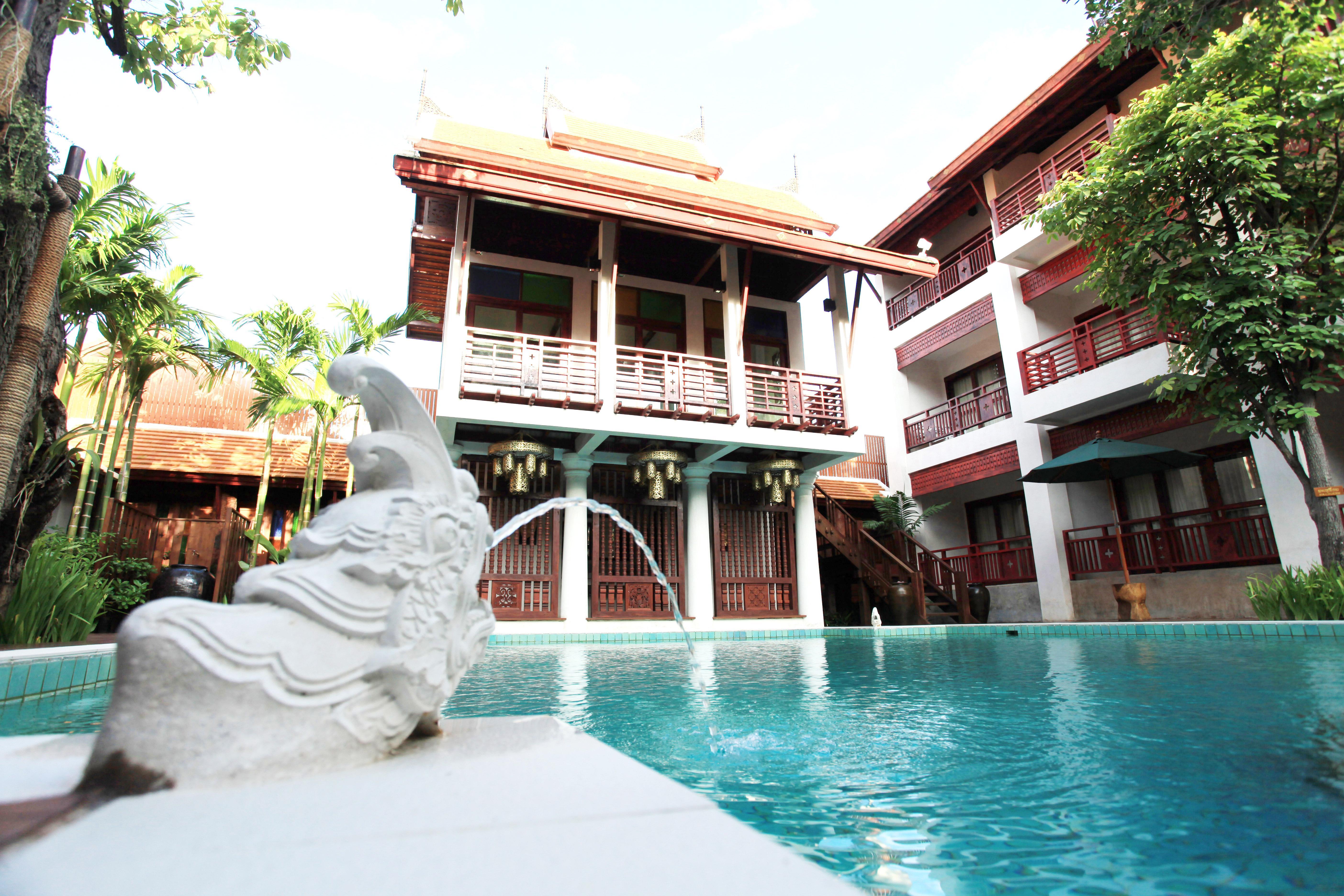 Hotel The Rim Chiang Mai Esterno foto
