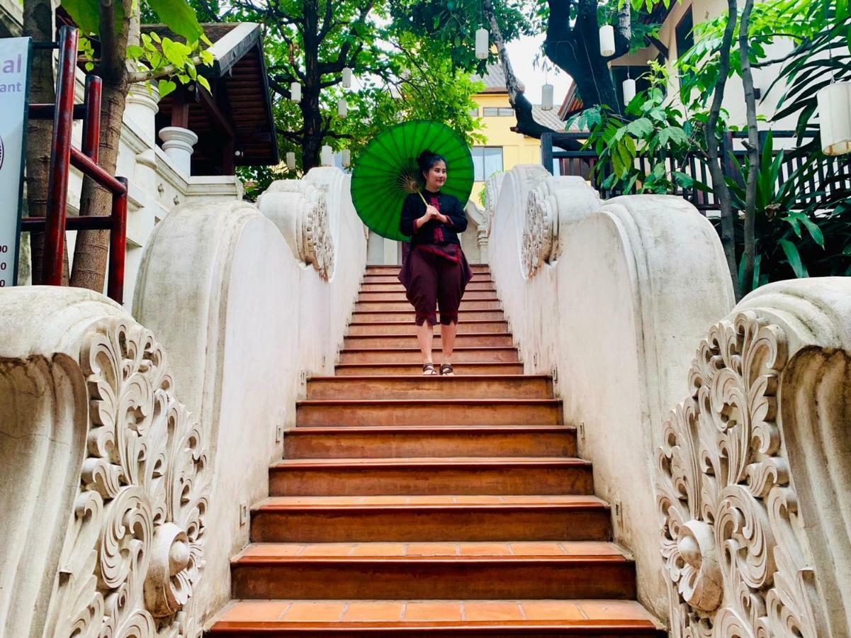 Hotel The Rim Chiang Mai Esterno foto
